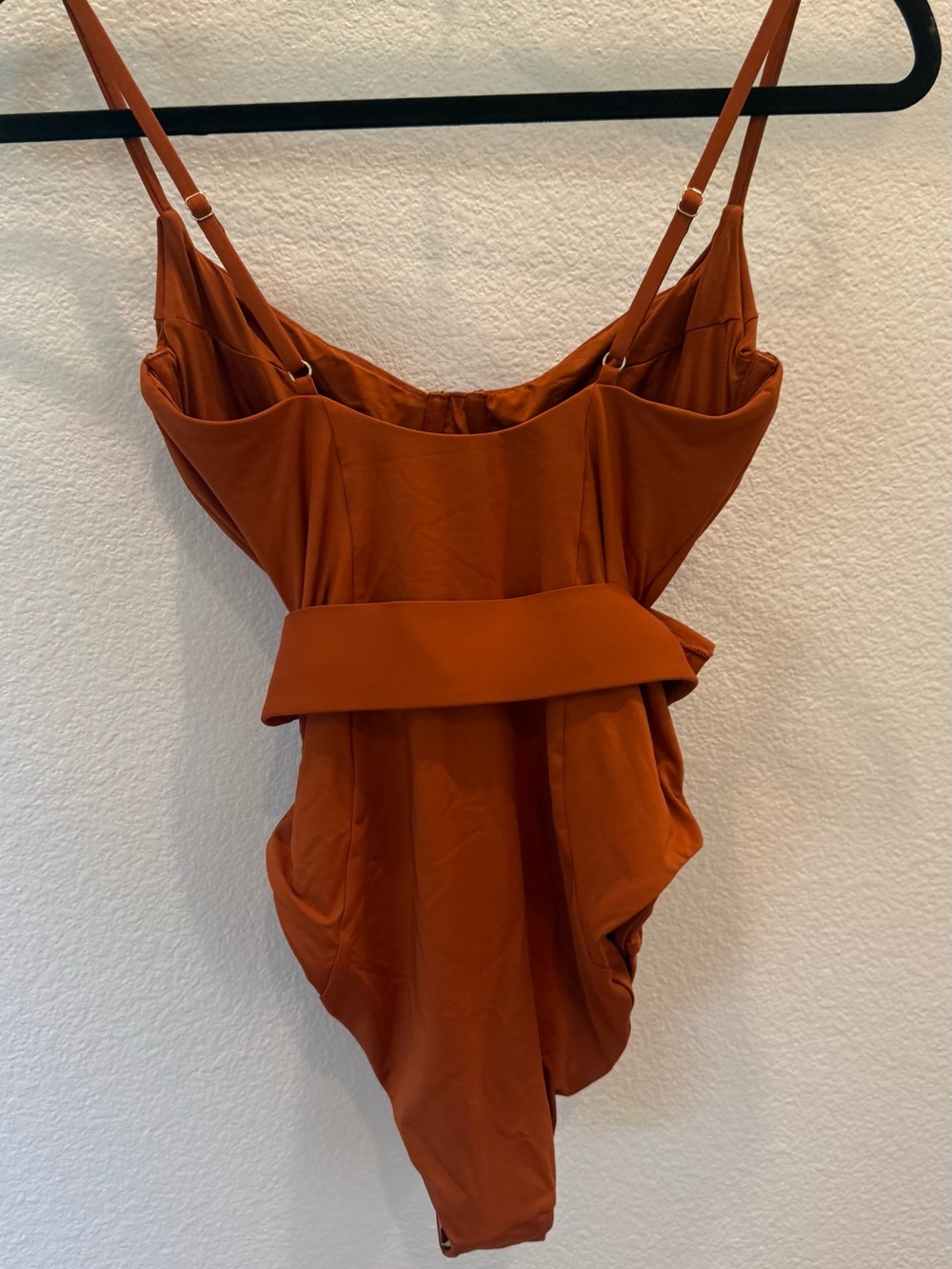 WeWoreWhat Danielle Belted One Piece - Picture 3 of 4